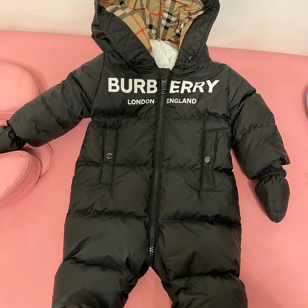 Authenticity Burberry baby puffer suit